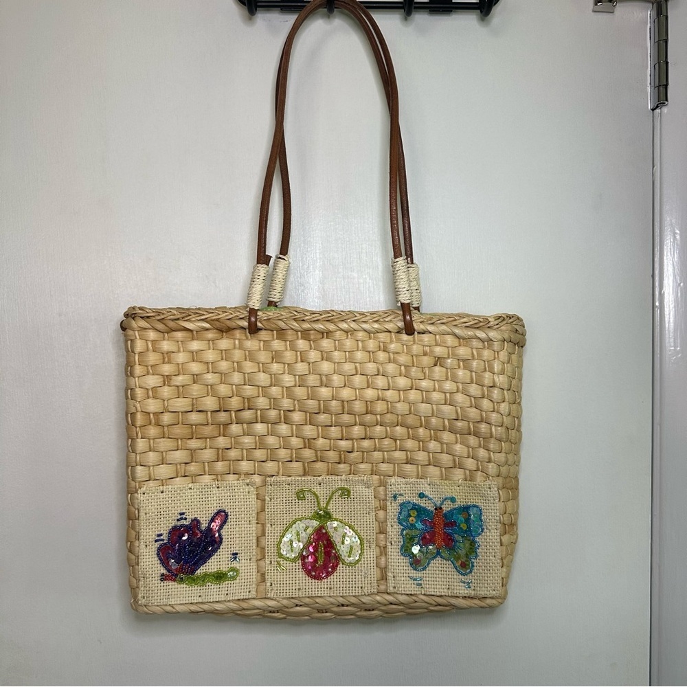 Rattan Straw Woven Shoulder Bag with Embroidery.